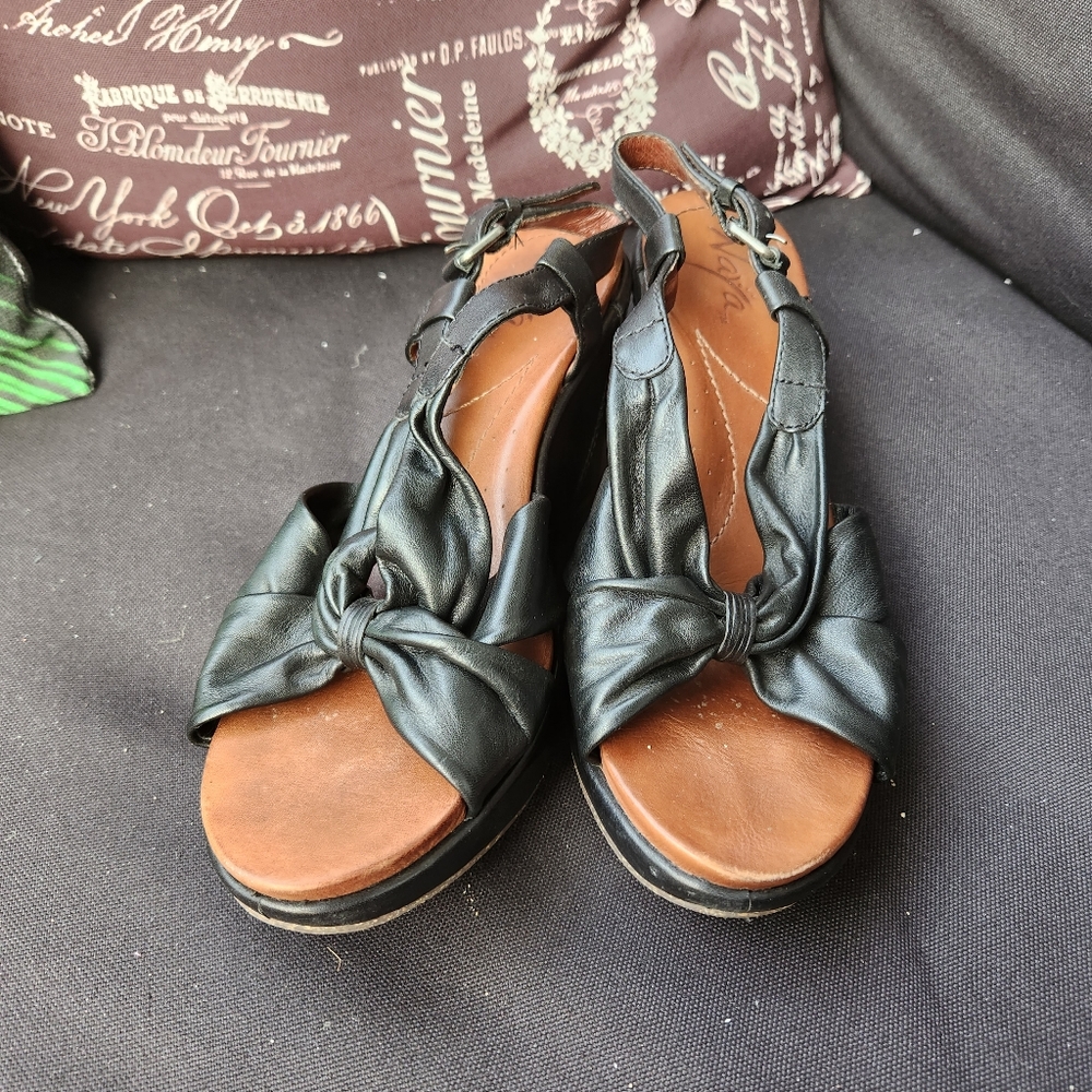 Beautiful soft leather wedge sandals - Naya, sz10